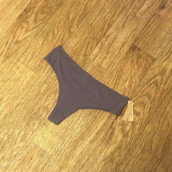 Skims Plum Purple Fits Everybody Thong Panties Size 3X - Picture 7 of 7